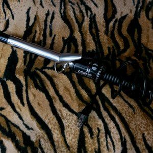 Conair Curling Iron.. Bran New!